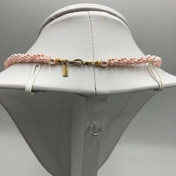 Vintage Marvella Women's Pink Faux Pearl Signed Twisted Multi Strand Necklace - Picture 4 of 9